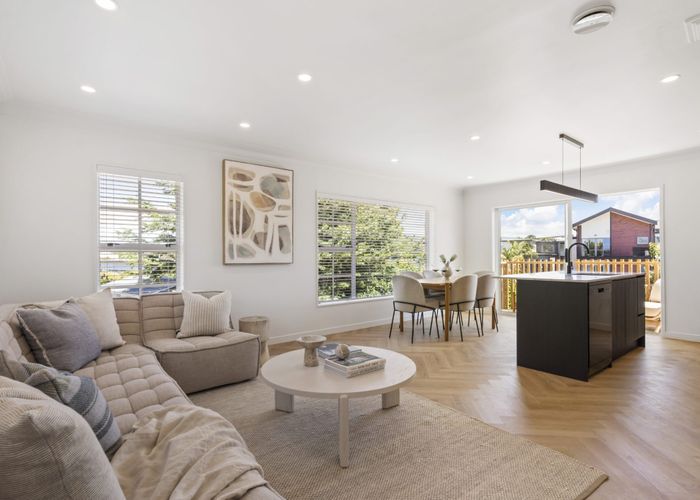  at 1/185 Shakespeare Road, Milford, Auckland