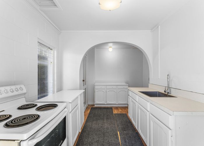  at 14 Lawrence Crescent, Hillpark, Auckland