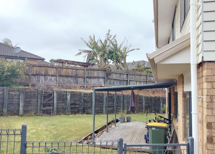  at 18 Pyramid Place, Glen Eden, Auckland