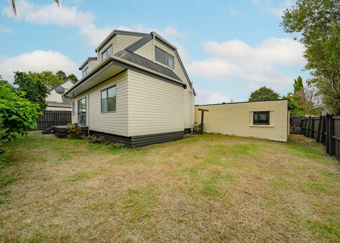  at 114A Riversdale Road, Avondale, Auckland City, Auckland