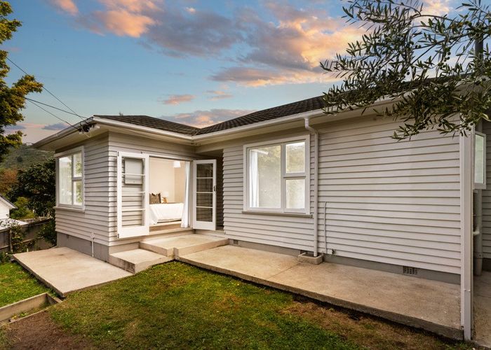  at 61 Eastern Terrace, Beckenham, Christchurch