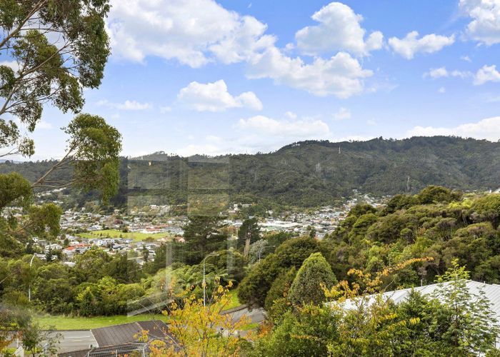  at 12 Fenchurch Grove, Stokes Valley, Lower Hutt, Wellington