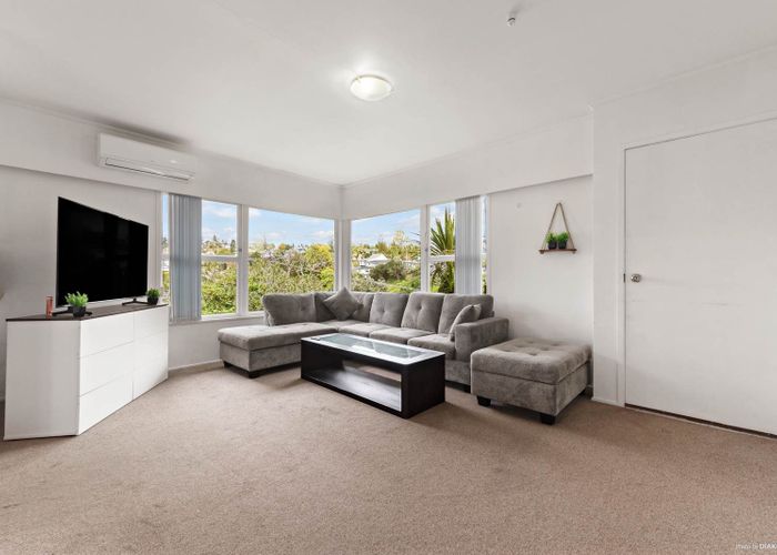  at 47A Peach Road, Glenfield, North Shore City, Auckland