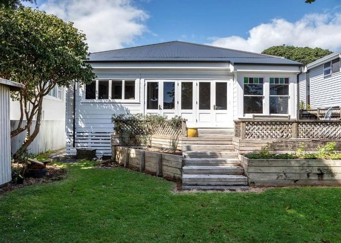  at 257 Courtenay Street, Strandon, New Plymouth, Taranaki