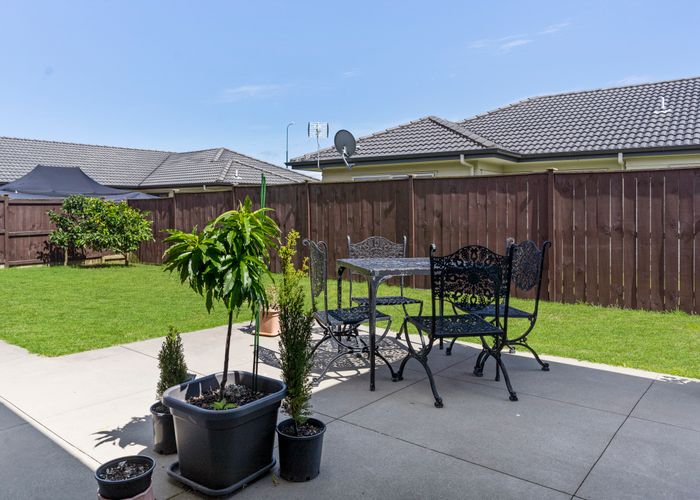  at 24 Scotsmoor Drive, Wattle Downs, Auckland