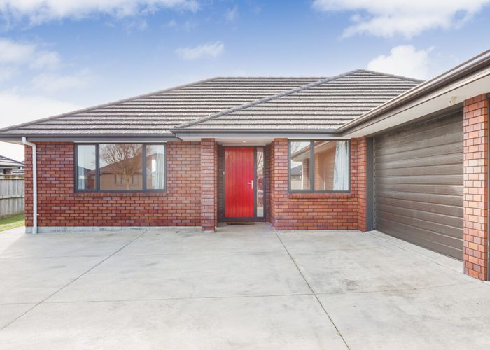  at 5 Cyprus Place, Fitzherbert, Palmerston North, Manawatu / Whanganui