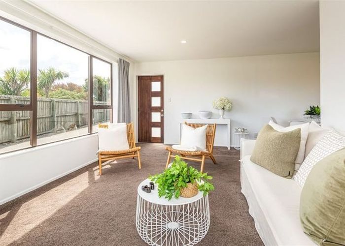  at 7a Thistledown Place, Woolston, Christchurch City, Canterbury
