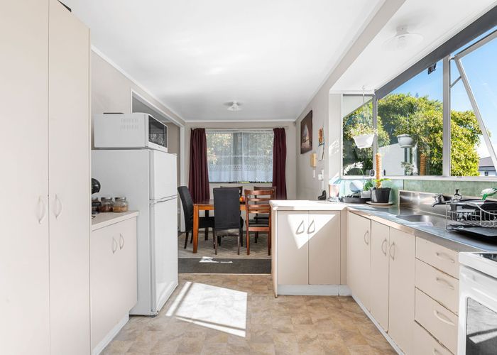  at 46A Kahikatea Drive, Melville, Hamilton