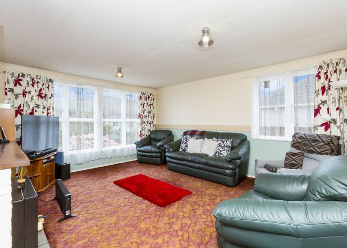  at 39 Mary Crescent, Elderslea, Upper Hutt