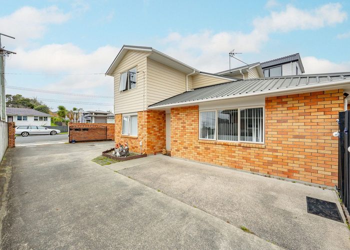  at 168A Rathgar Road, Henderson, Waitakere City, Auckland