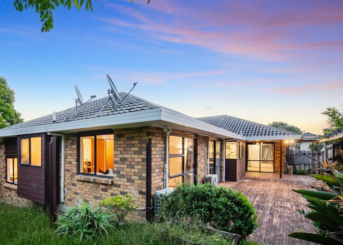  at 40 Pigeon Mountain Road, Half Moon Bay, Manukau City, Auckland
