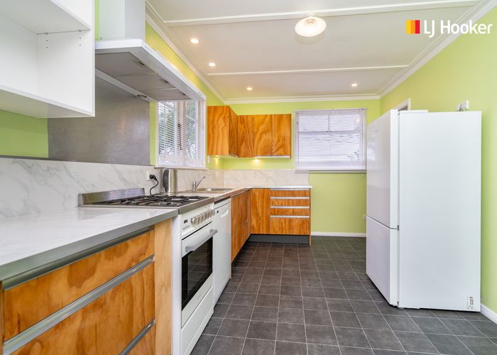  at 31 Kauri Street, Ravensbourne, Dunedin