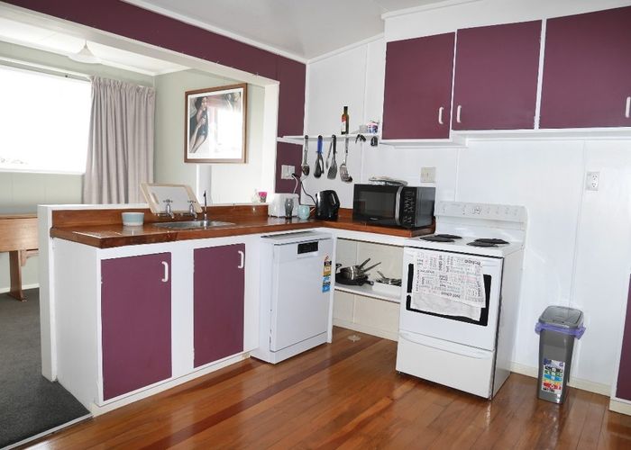  at 18A Titoki Road, Waikanae Beach, Waikanae
