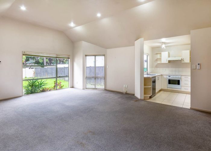  at 2/191 Riddell Road, Glendowie, Auckland City, Auckland