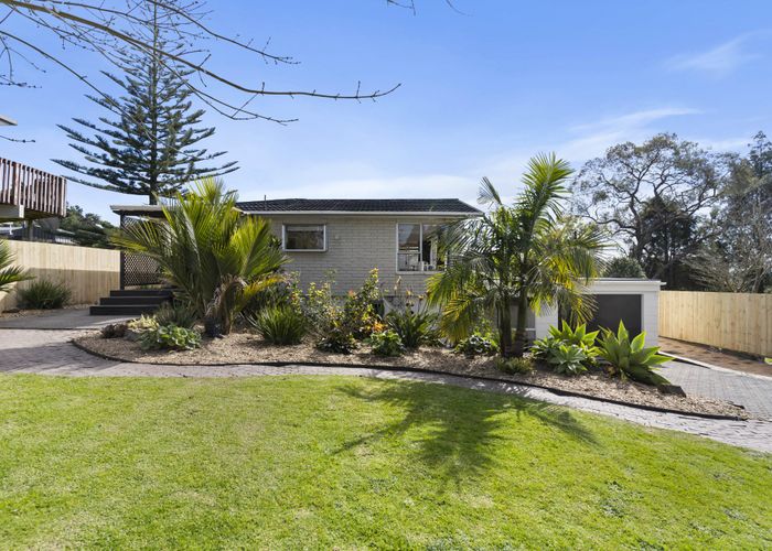  at 1197 Scenic Drive North, Swanson, Auckland