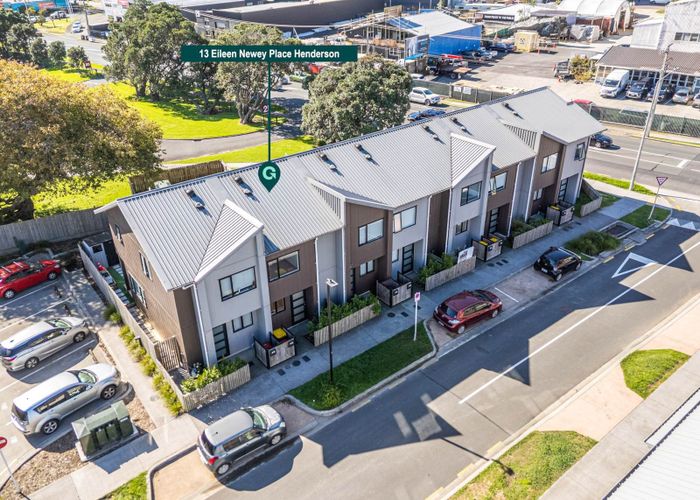  at 13 Eileen Newey Place, Henderson, Waitakere City, Auckland