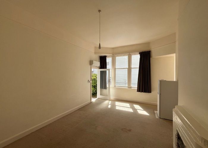  at 2/106 Glenmore Street, Kelburn, Wellington, Wellington