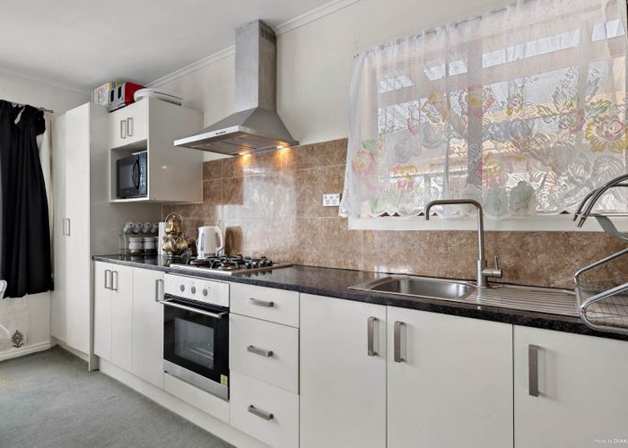  at 60 Browns Road, Manurewa, Auckland