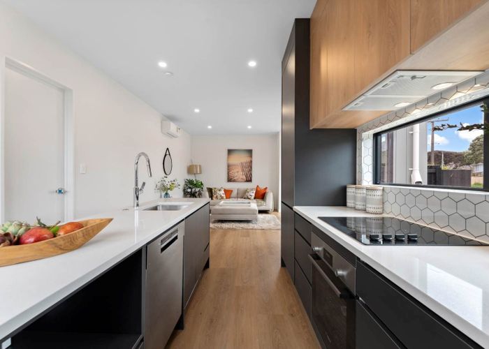  at 10a Serjeant Street, Henderson, Waitakere City, Auckland