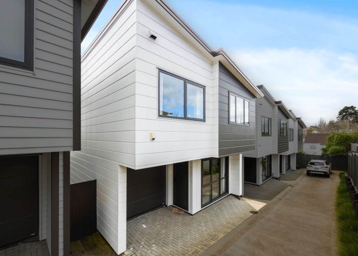  at 13B Kingussie Place, Highland Park, Manukau City, Auckland
