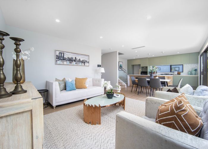  at 15A Stottholm Road, Titirangi, Waitakere City, Auckland