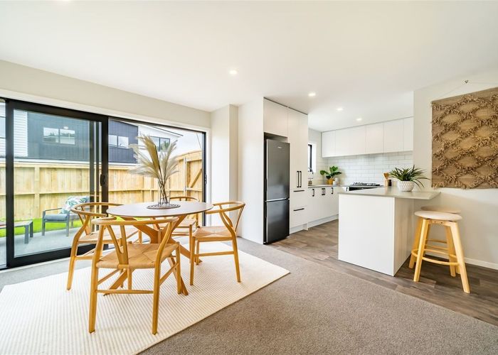  at 42b Moeraki Road, Maoribank, Upper Hutt, Wellington