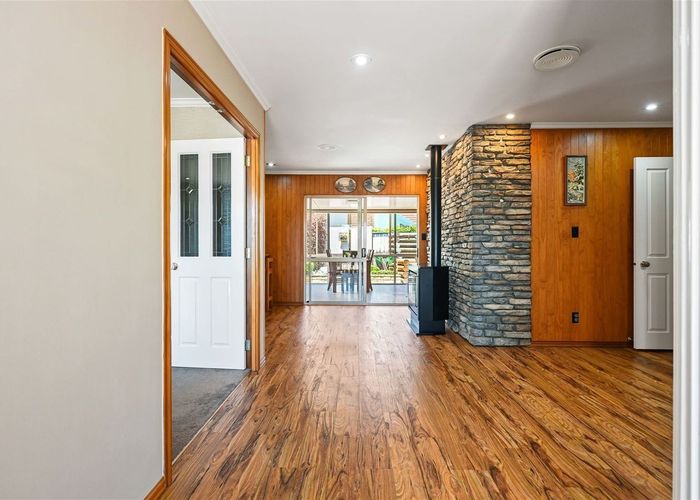  at 10 Anchor Close, Flagstaff, Hamilton