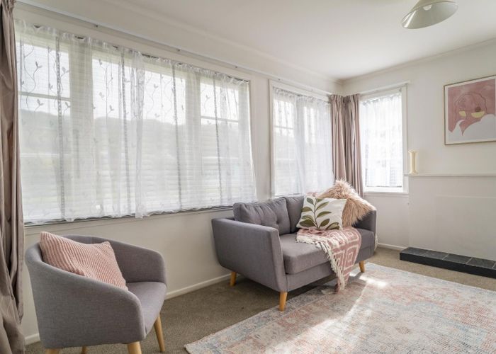  at 22 Findlay St, Tawa, Wellington, Wellington