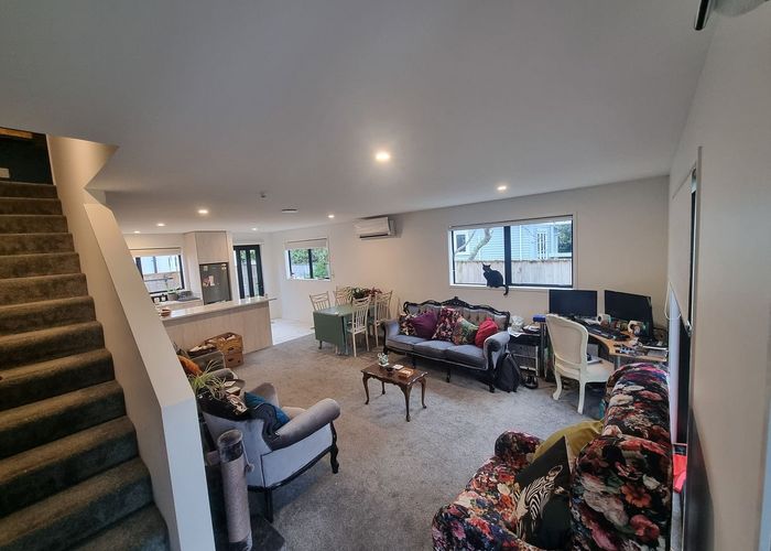  at 2/42 Cambridge Terrace, Waiwhetu, Lower Hutt, Wellington