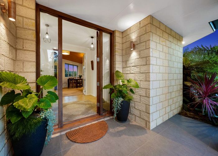  at 21 Carter Road, Oratia, Waitakere City, Auckland