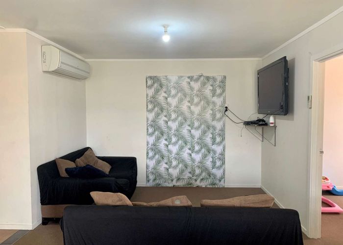  at 9 Hokonui Road, Otahuhu, Auckland