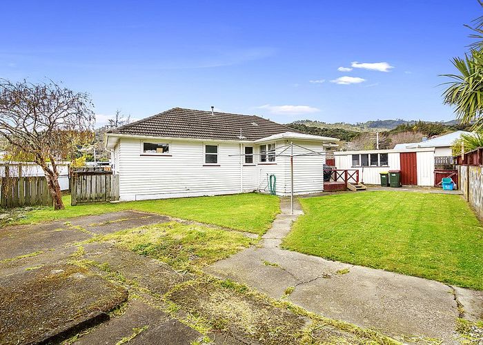  at 9 Richard Grove, Stokes Valley, Lower Hutt