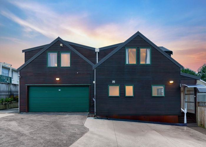  at 8 Marshall Laing Avenue, Mount Roskill, Auckland City, Auckland