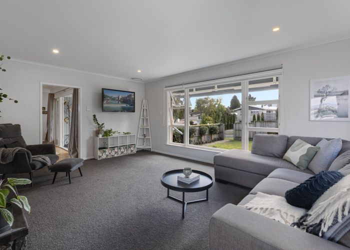  at 14 Regent Street, Brookfield, Tauranga