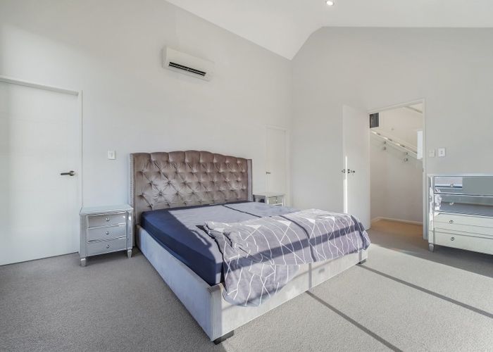  at 17 San Prospero Crescent, Henderson, Waitakere City, Auckland