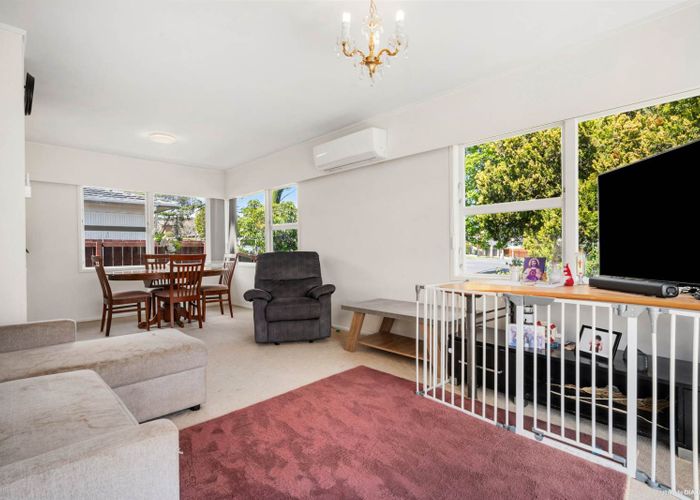  at 1/648 Pakuranga Road, Highland Park, Manukau City, Auckland