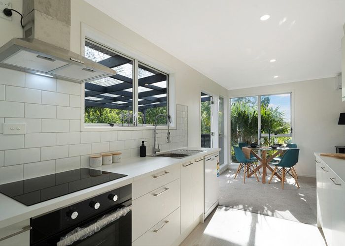  at 13 Leo Street, Glen Eden, Waitakere City, Auckland