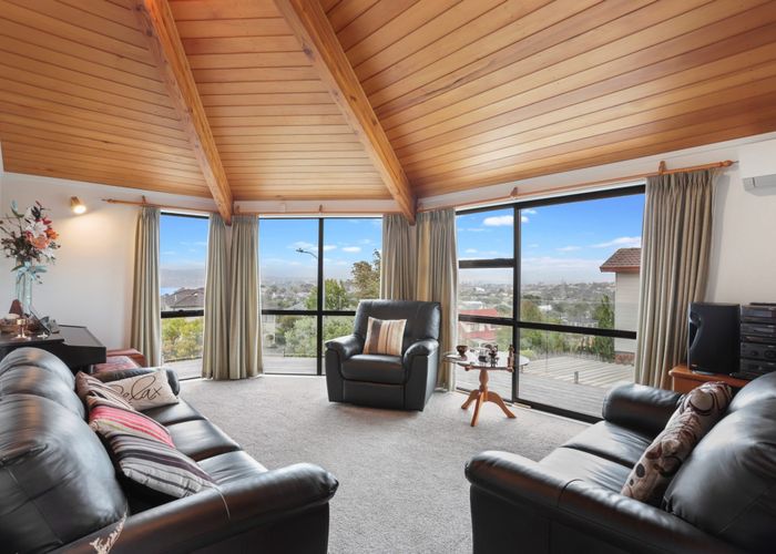  at 10 Sylvania Crescent, Lynfield, Auckland