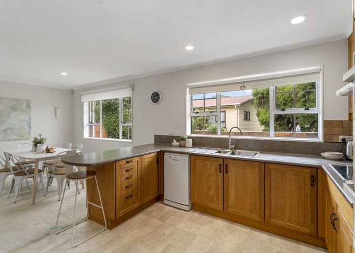  at 9 Old Coach Road South, Ōtaki Beach, Ōtaki