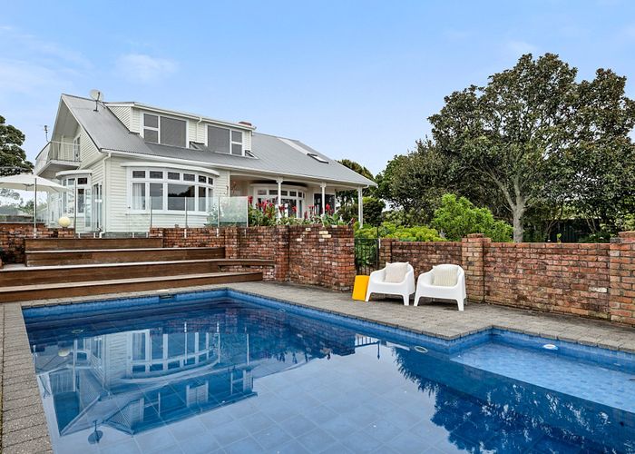  at 533 Devon Street West, Blagdon, New Plymouth, Taranaki