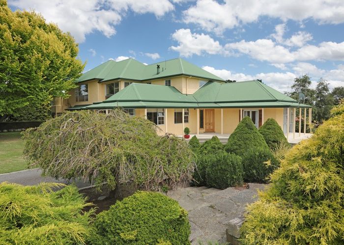 Free property data for 749 Kimbolton Road, Feilding, Feilding homes.co.nz