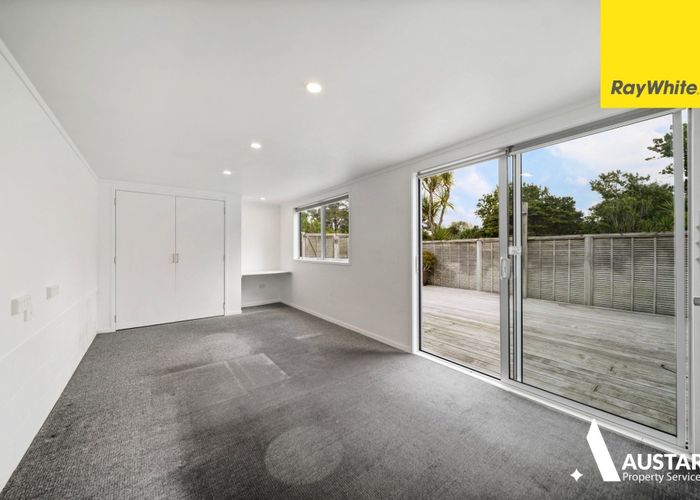  at 81 Winery Way, Henderson, Waitakere City, Auckland