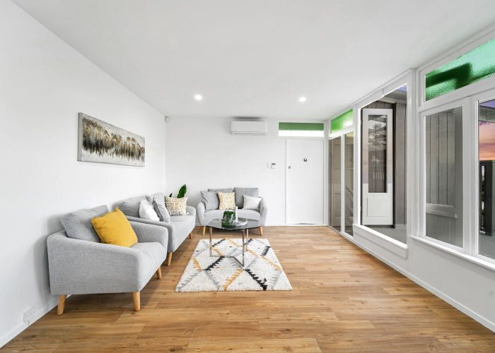  at 1/120 Sunnyside Road, Sunnyvale, Auckland