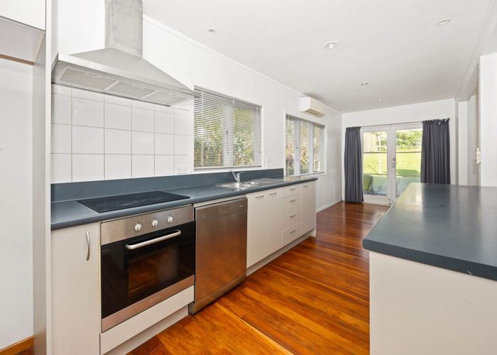  at Birkdale, North Shore City, Auckland