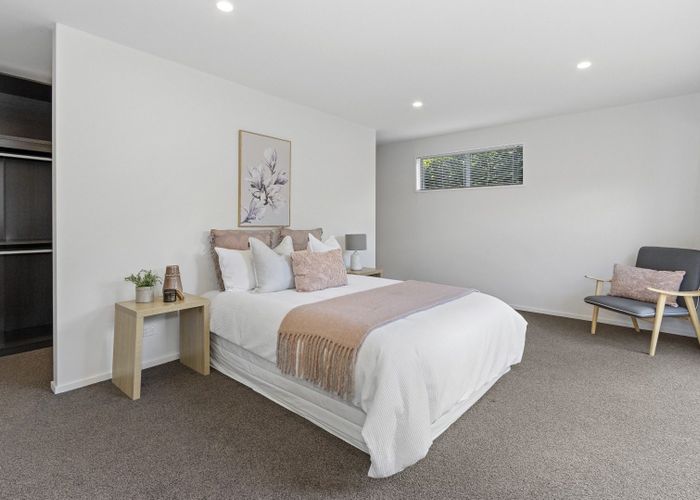  at 1e Thorrington Lane, Cashmere, Christchurch City, Canterbury