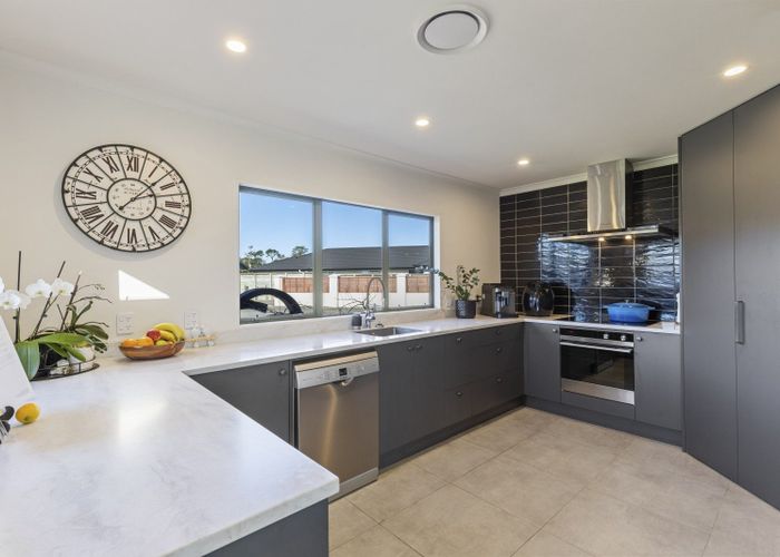  at 76A Smart Road, Glen Avon, New Plymouth