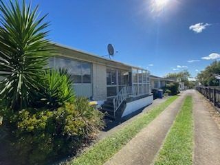  at 4/54 Seabrook Avenue, New Lynn, Waitakere City, Auckland