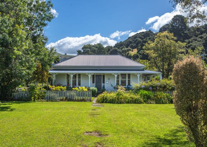  at 5849 Christchurch Akaroa Road, Duvauchelle, Banks Peninsula, Canterbury