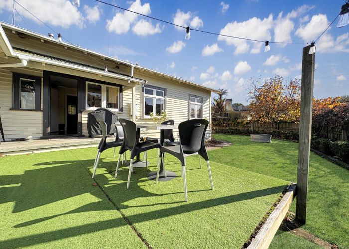  at 17 Fow Street, Hamilton City Central, Hamilton, Waikato