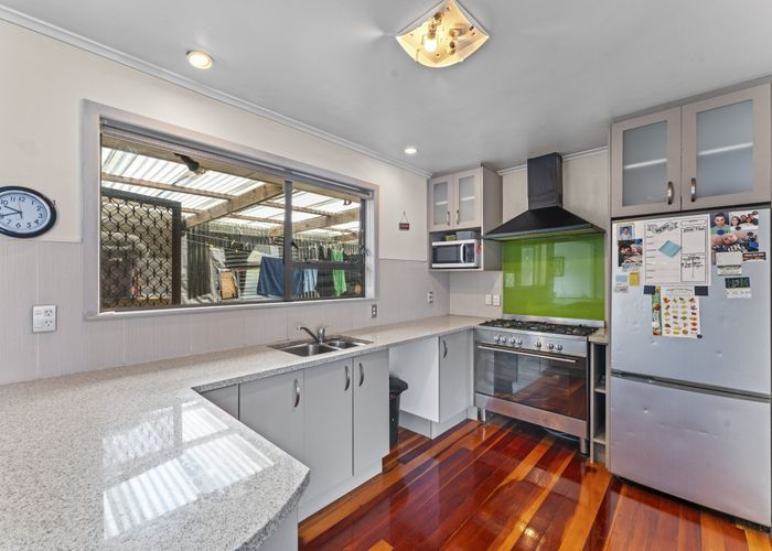  at 6 Berwyn Avenue, Takanini, Papakura, Auckland